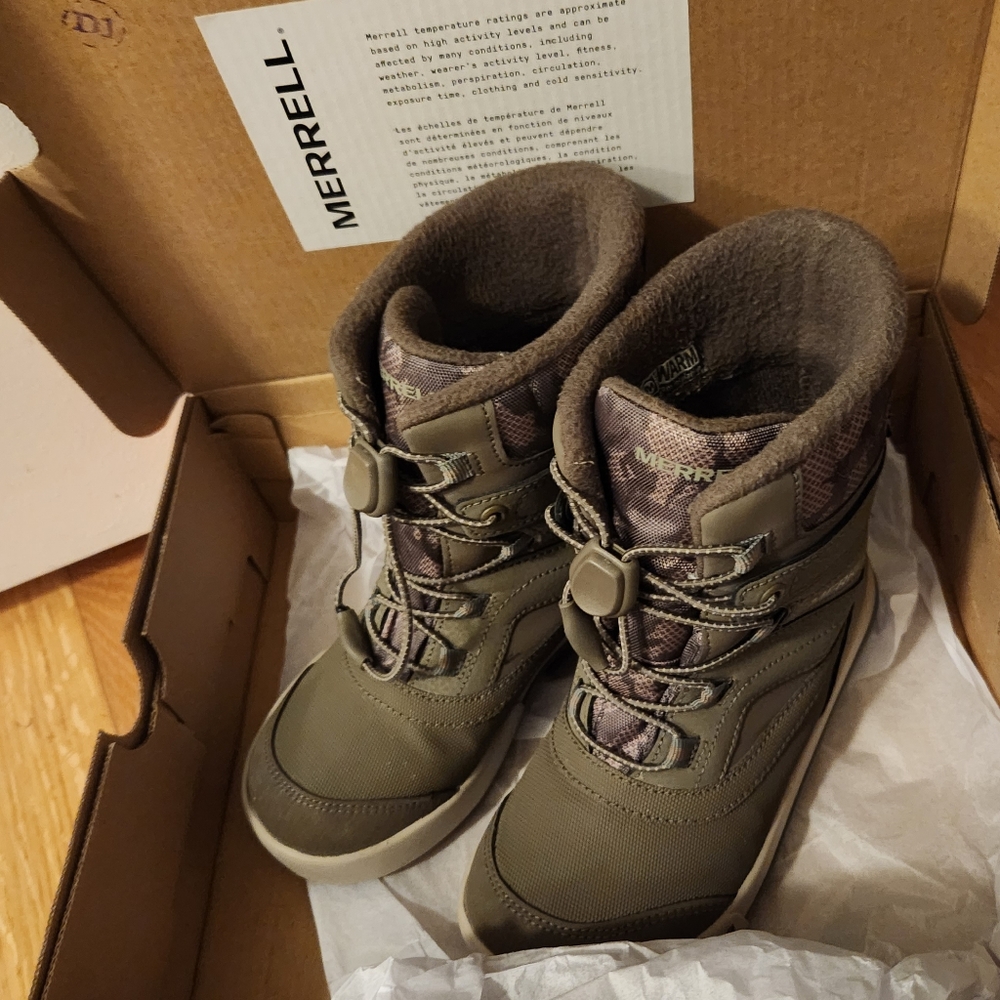Merelle snow bank 2.0 boots size 12M